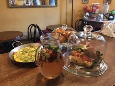 Le Petit café